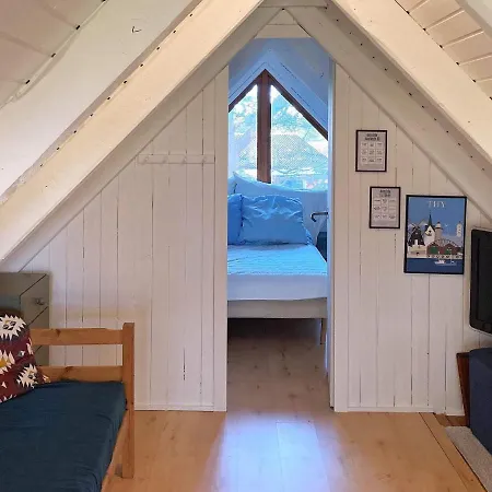 Отель 6 Person In 4*